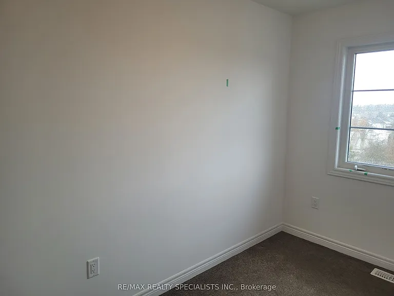 120 Court Dr #4 — Photo 15