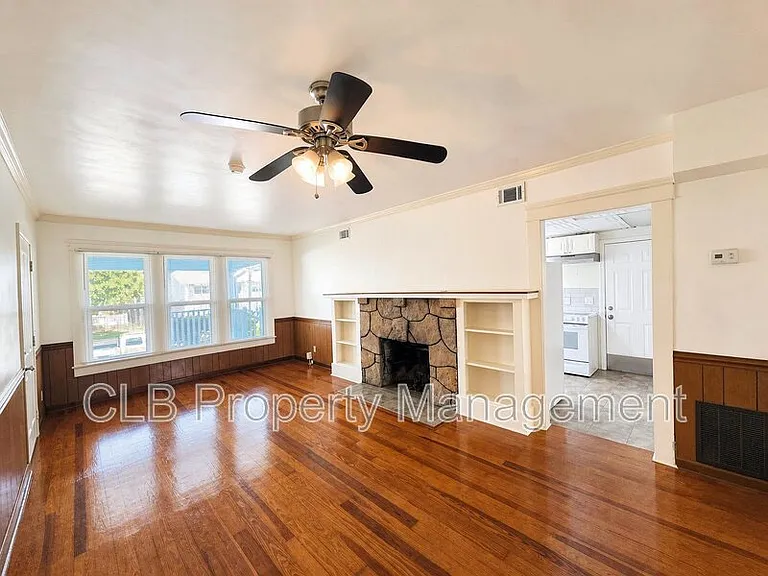 431 N Grandview Ave — Photo 3