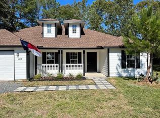 105 Antigua Dr, Pointblank, TX 77364