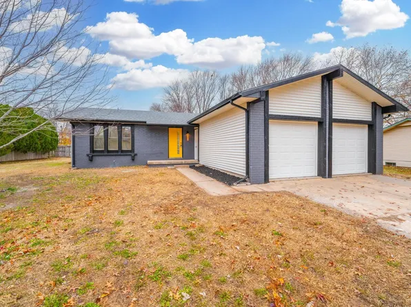 321 Mimosa Dr, Haysville, KS 67060