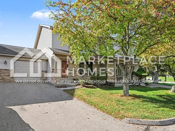 309 Wind Way Dr, Walled Lake, MI 48390