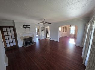 7315 W Lloyd St, Wauwatosa, WI 53213