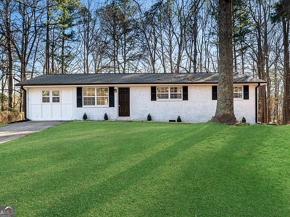 2nd image of 4975 Springbrook Dr