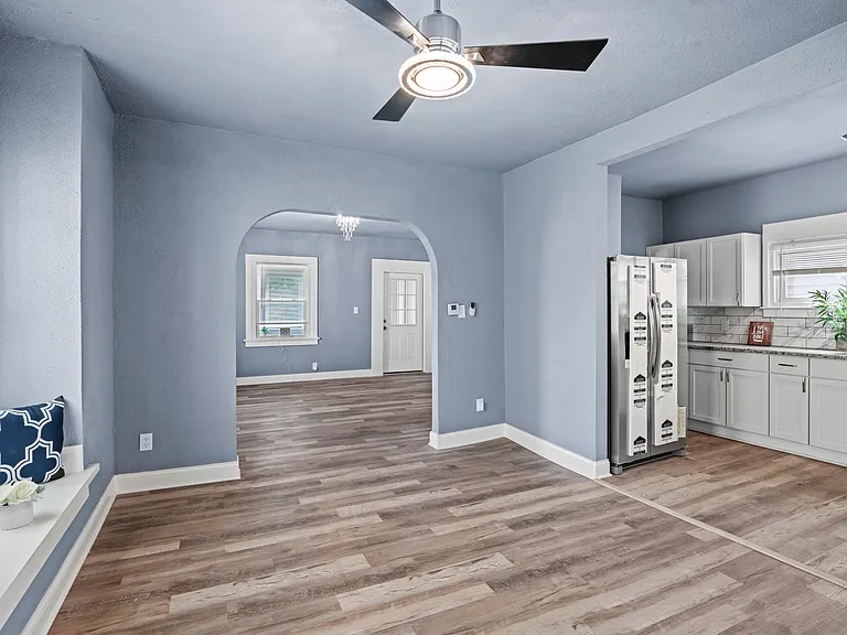 1132 Waite St — Photo 7