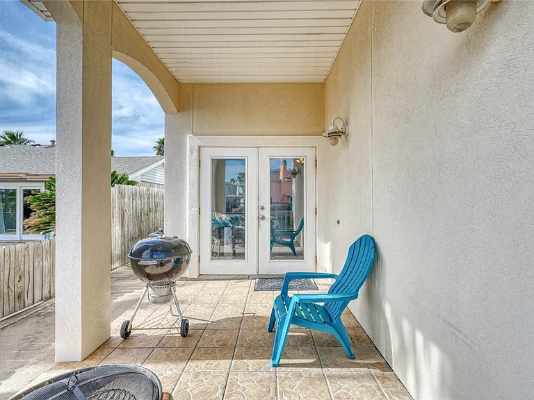 15410 Grass Cay Ct — Photo 4
