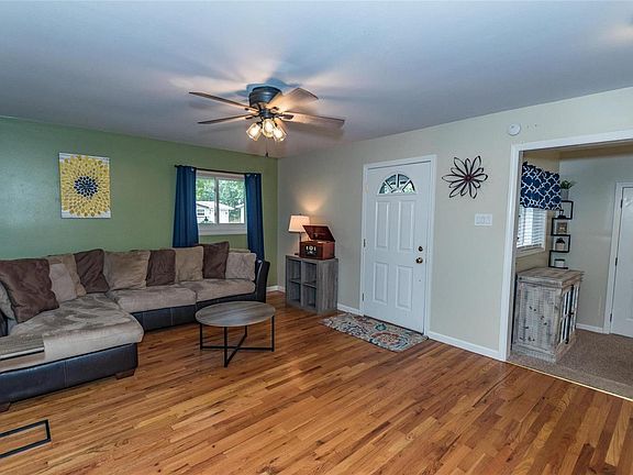 2nd image of 10511 Meath Dr