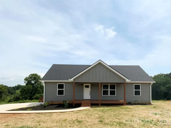 260 Forest Lake Rd, Forest City, NC 28043