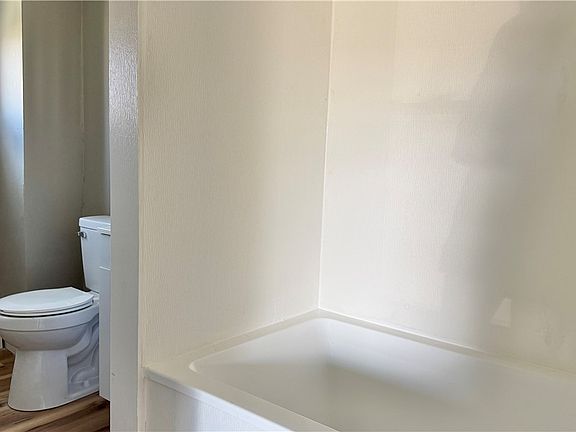 4th image of 306 S George St APT 2