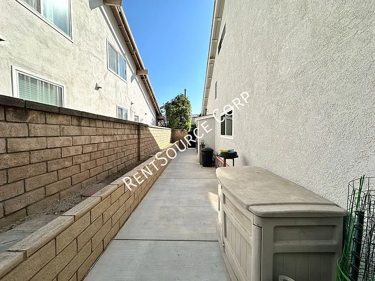 25463 Via Escovar — Photo 14
