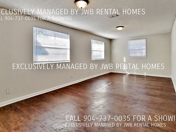 3rd image of 4679 Suffolk Ave