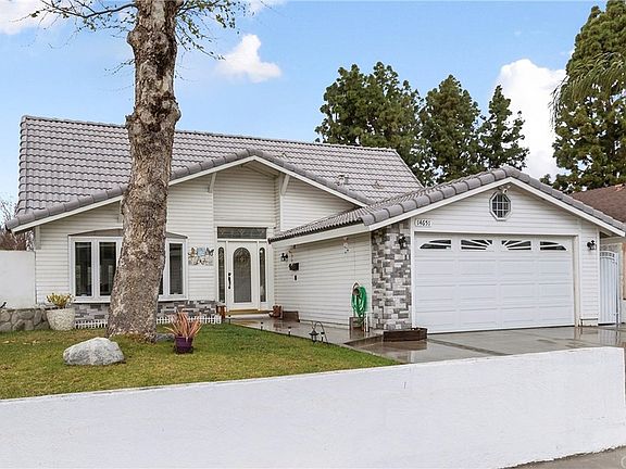 4th image of 14651 Berkshire Pl