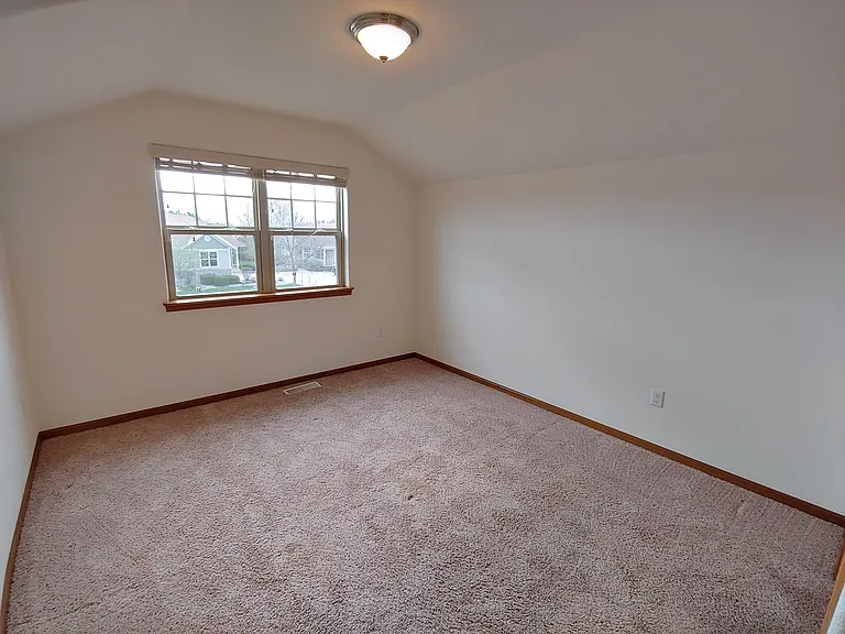 116 Villa Ct — Photo 4