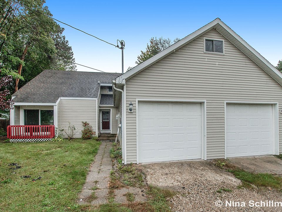 1st image of 8336 S Evergreen Dr