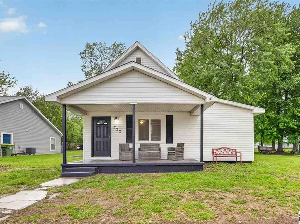 722 N Main St, Sullivan, IN 47882