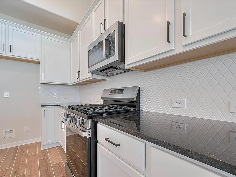 2405 Seamist Cove Ln — Photo 19