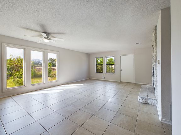 5th image of 3389 Green Briar Cir #C