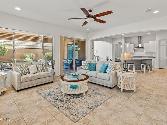 5th image of 26671 W QUAIL Avenue