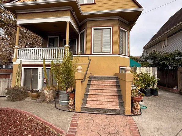 1722 Bay St, Alameda, CA 94501