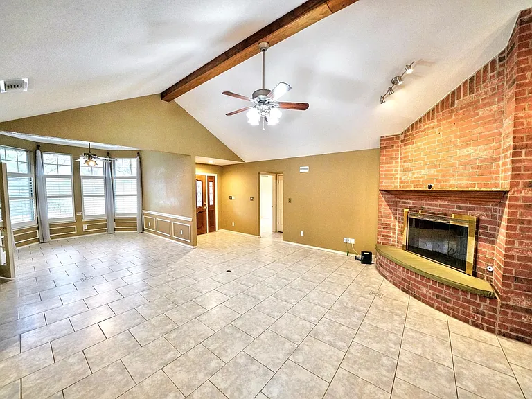 1508 Mount Laurel — Photo 10