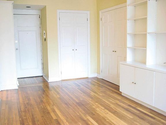 2nd image of 5 Tudor City Pl APT 1816