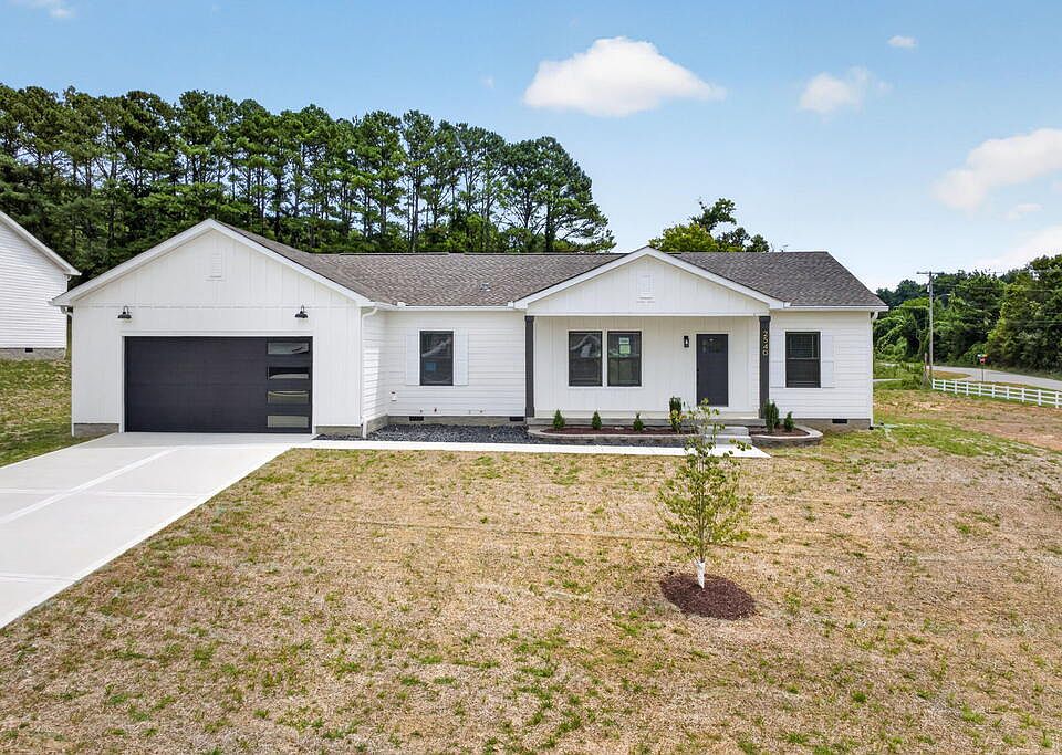 1st image of 2540 River Ranch Dr