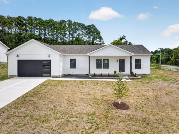 2540 River Ranch Dr, Cookeville, TN 38501