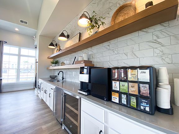 Coffee, cold drinks, and space to unwind. Camden Park is here for your kind of routine.