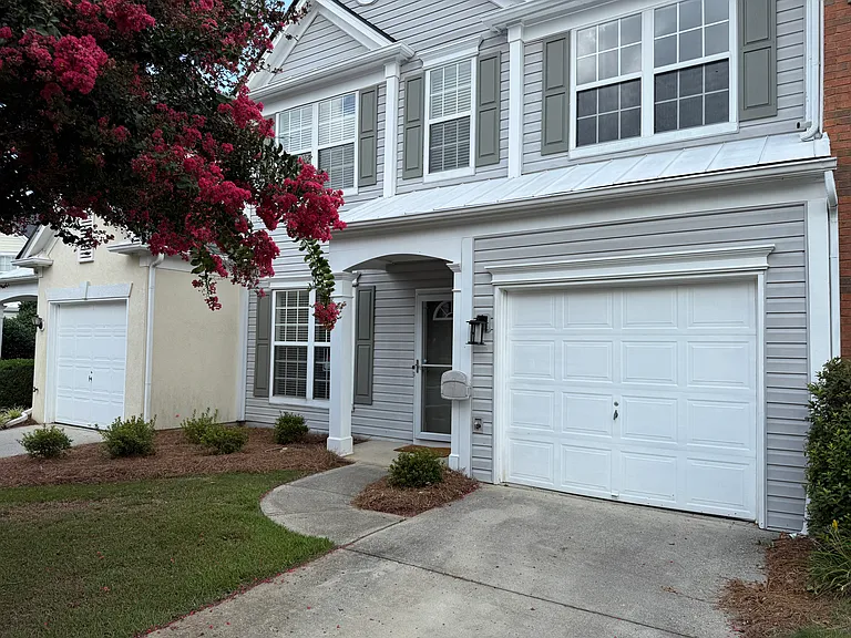 3810 Timbercreek Cir — Photo 1