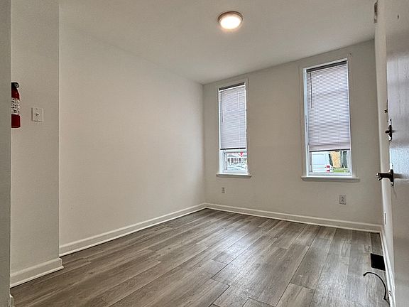 2nd image of 894 N 42nd St Floor 1