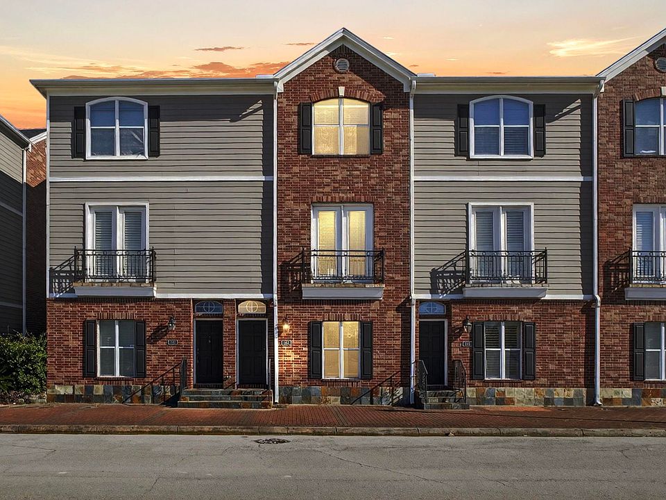 1st image of 320 Cathedral Sq