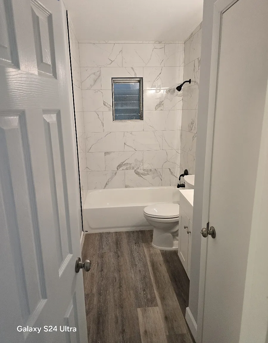 1017 English Street - 1 — Photo 2