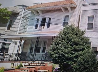 68-07 53rd Ave #1, Maspeth, NY 11378