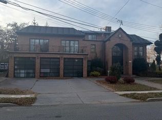124 Bertha Pl, Staten Island, NY 10301