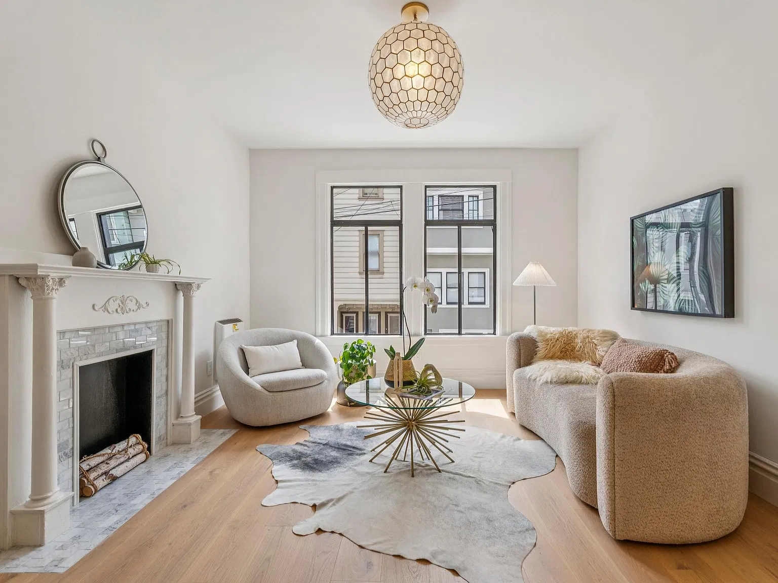 2 bed, $6,495 — Photo 4
