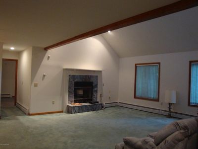 4161 Brook Ct, Tobyhanna, PA, 18466