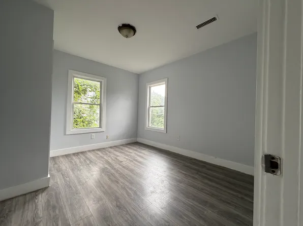 80-2 Alder St #B2, Waterbury, CT 06708