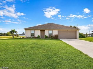 120 NW 25th Ave, Cape Coral, FL 33993