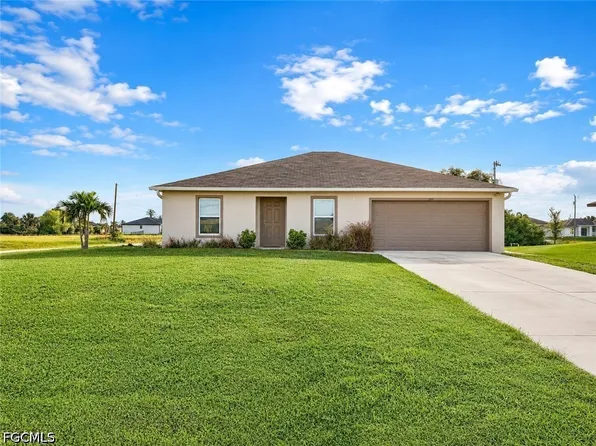 120 NW 25th Ave, Cape Coral, FL 33993