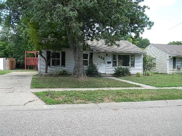 68 Meadow Dr photo 1