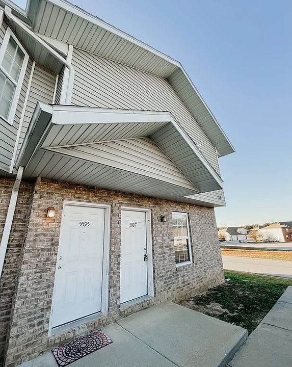2nd image of 5597 N Green Ln #5597