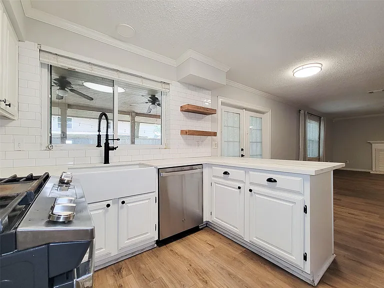8123 Sunny Ridge Dr — Photo 11