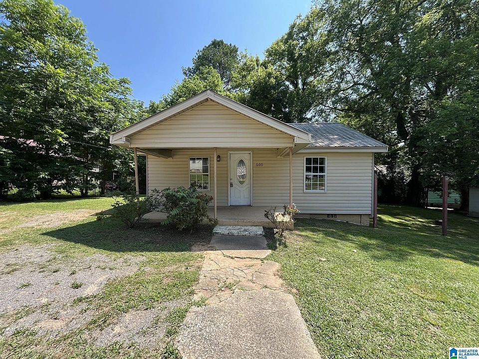 1st image of 505 W Lake Dr