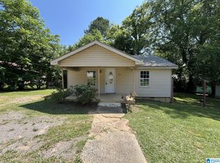 505 W Lake Dr, Bessemer, AL 35020