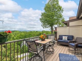 503 Fleetwood Plz, Hendersonville, NC 28739