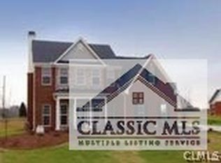 1060 Solitaire Ct #3C, Bishop, GA 30621