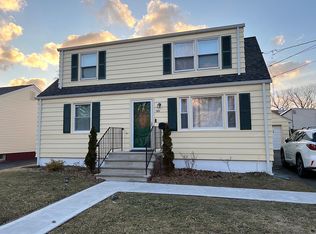 101 Elmhurst Ave, Iselin, NJ 08830