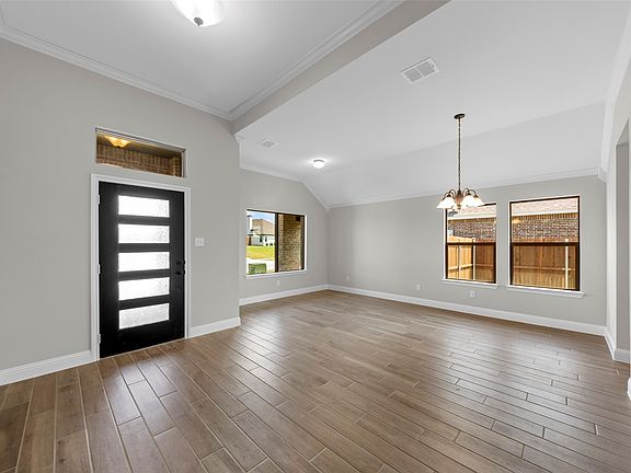 5th image of 314 Pennington Rd