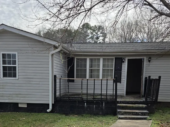 12 Scott Dr, Greenville, SC 29611