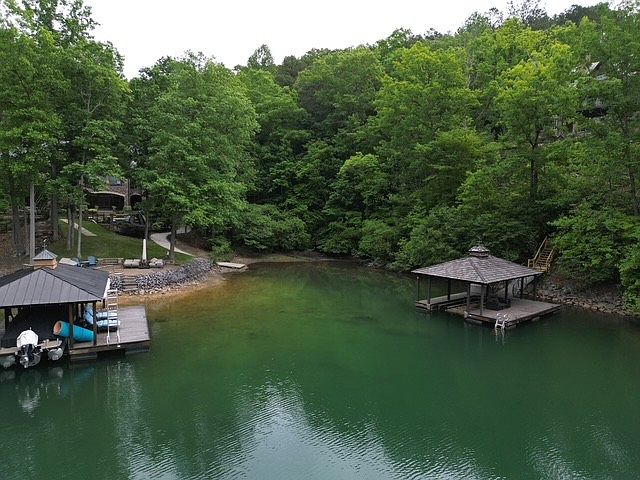 1st image of 126 River Ridge Rd