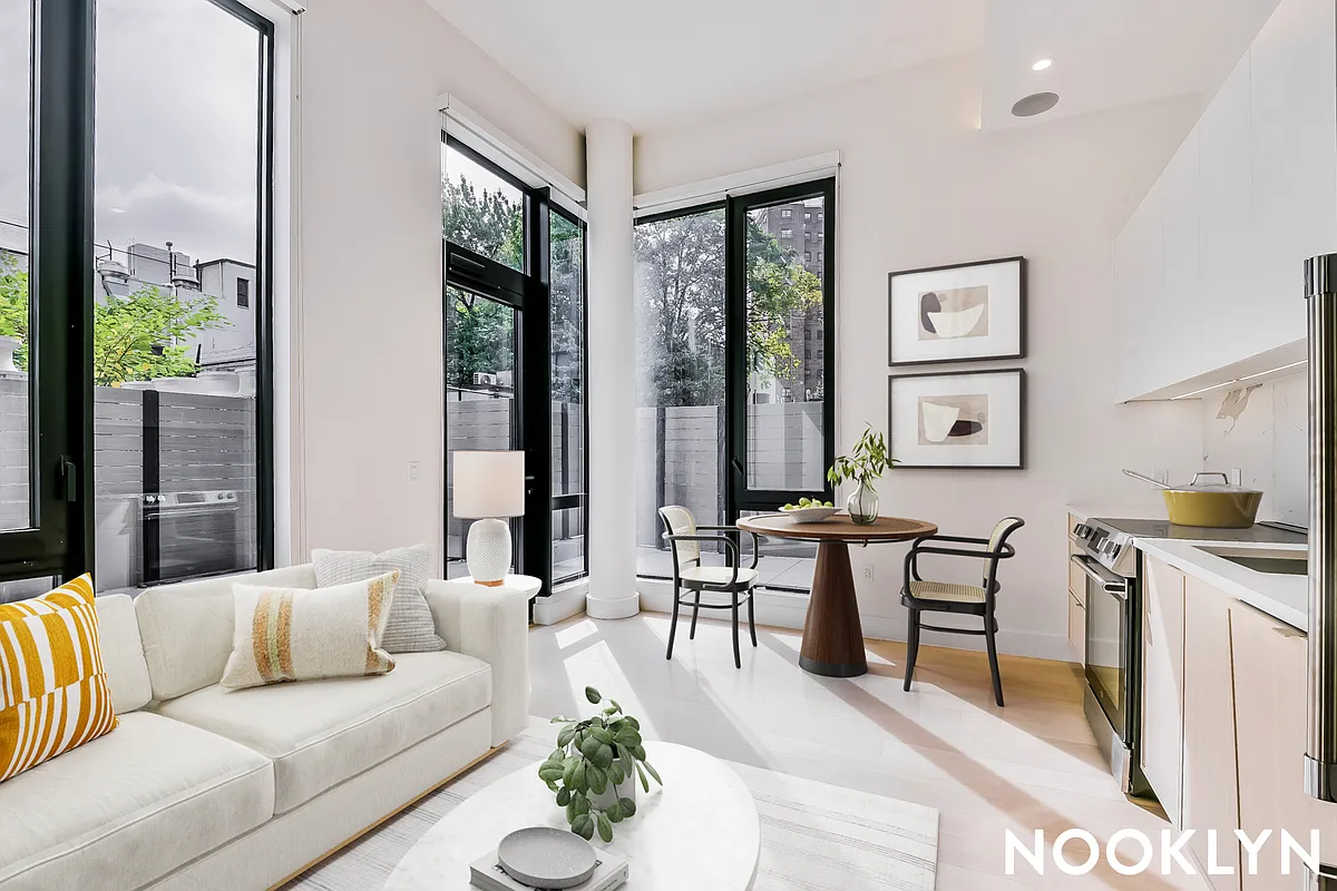 218 Front Street 3103